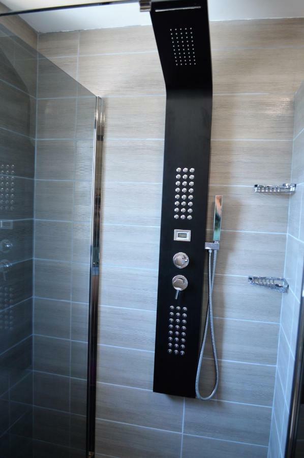 Villa La Terre Des Lauriers Vallauris Ngoại thất bức ảnh